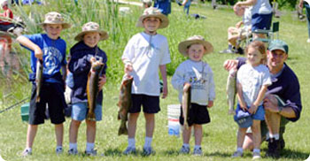 bunch of kids with fish